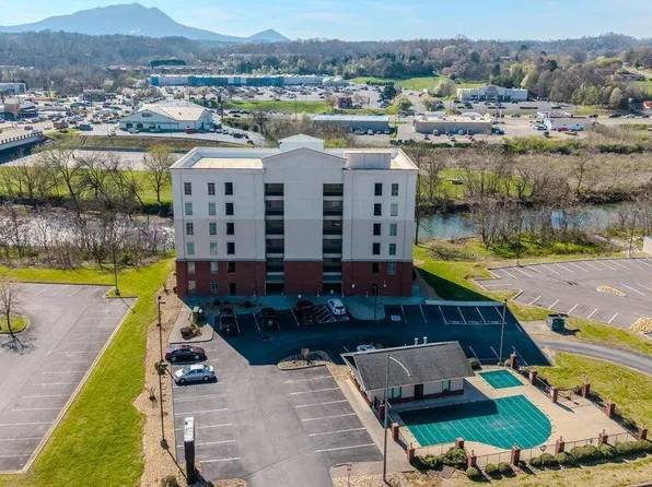 1410 Hurley Dr #502, Sevierville, TN 37862