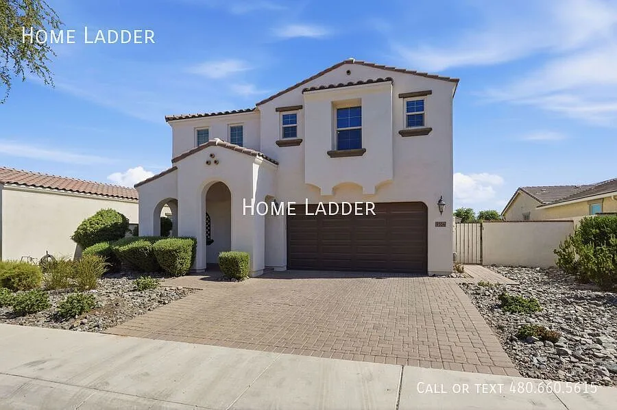 Beautiful Eastmark Home with Private Pool, Loft & Upgraded Kitchen — Photo 2