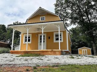 120 Perry Ln, Central, SC 29630