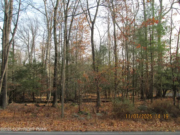 Scotrun Dr #36, Scotrun, PA 18355