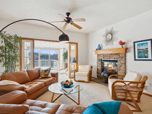 2374 Westgate Pl, River Falls, WI 54022