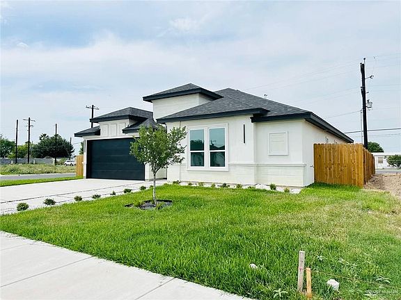 2nd image of 801 Cuesta Del Sol