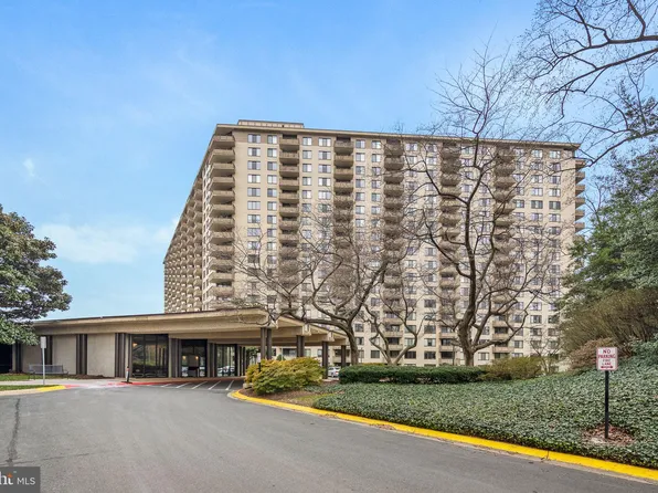 5225 Pooks Hill Rd APT 1004S, Bethesda, MD 20814