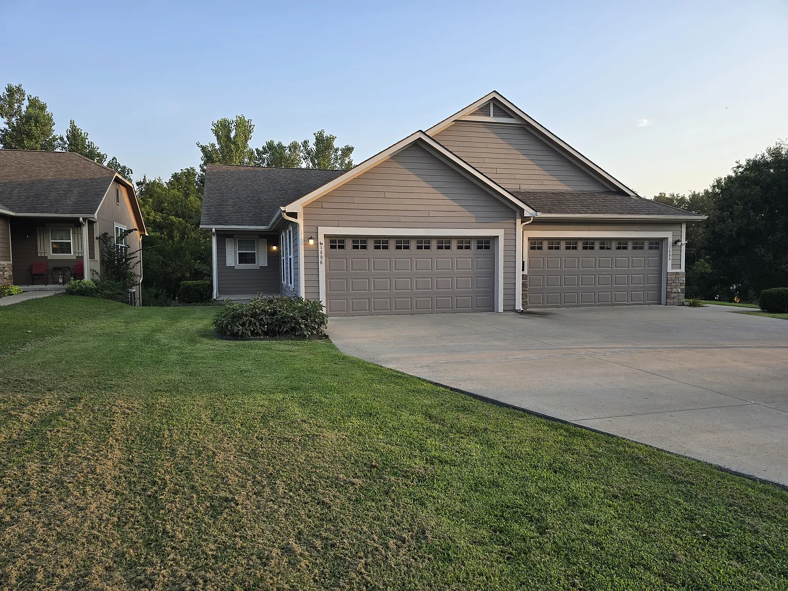 3 bed, 2.5 bath, 1500 sqft, $2,000 — Photo 3
