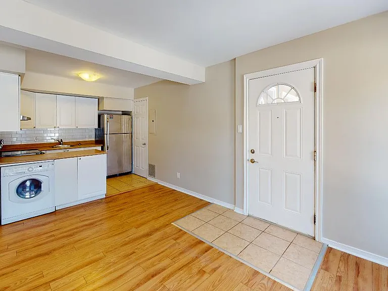 1230 Emperor Ave — Photo 22