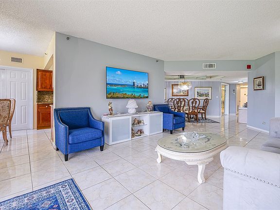 3rd image of 7300 Radice Court #203
