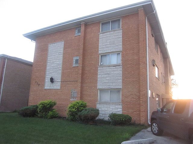 1st image of 358 Yates Ave APT 4