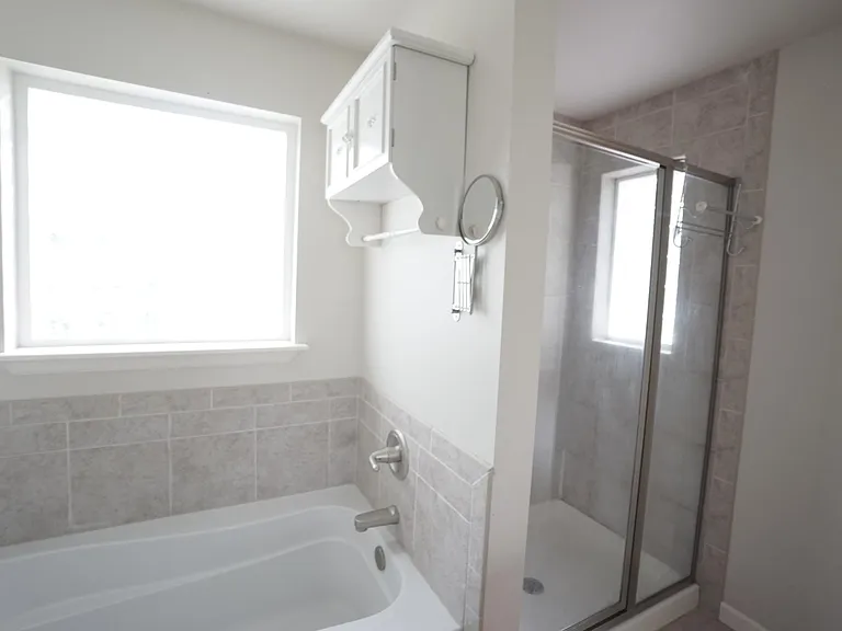 14878 SE 16th St — Photo 7