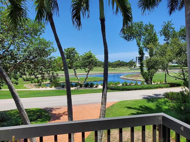 376 Leatherfern Ln — Photo 27