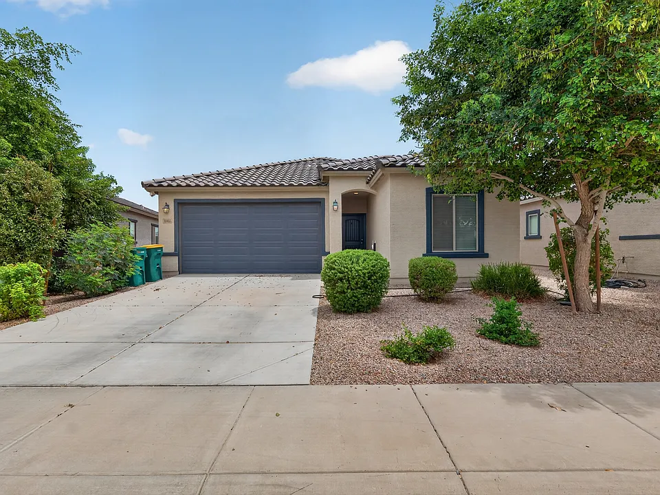 18465 N Lakeside Dr