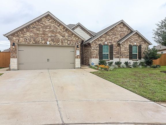 3rd image of 2756 Maxway Ct