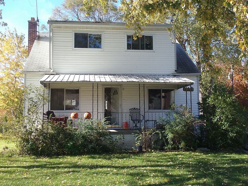 Front of 22081 Curie