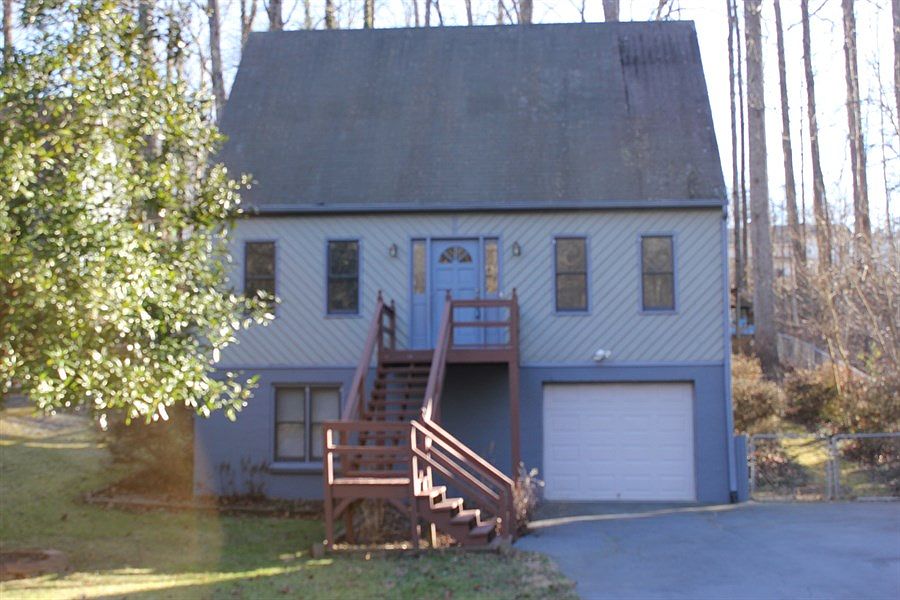 1st image of 308 Walnut Hollow Ct