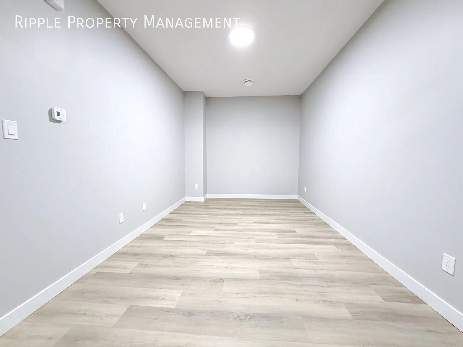 Modern 1 Beds, 1 Baths Basement/Lower | No Pets Allowed — Photo 3