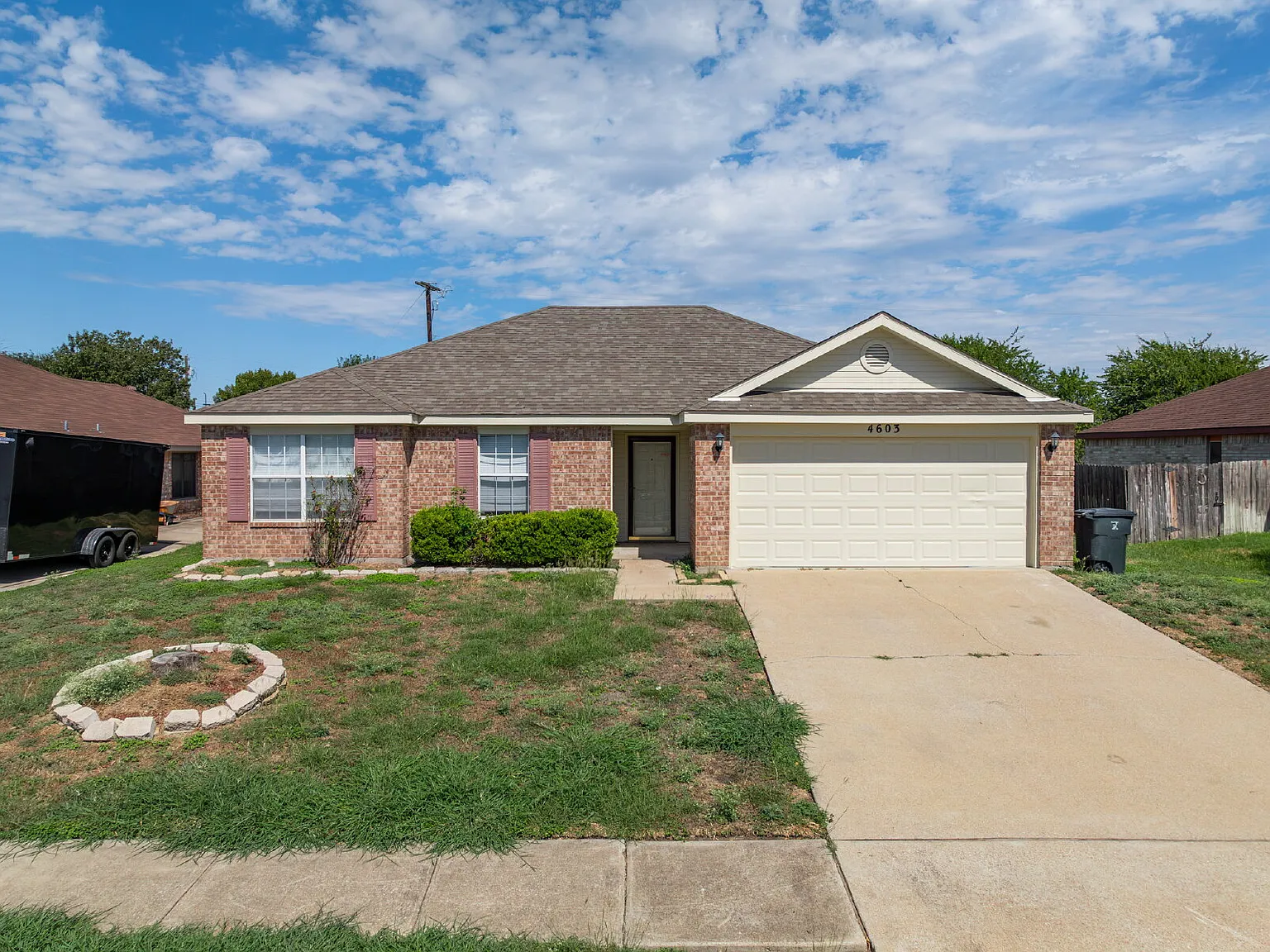 3 bed, 2.0 bath, 1559 sqft, $1,500 — Photo 4