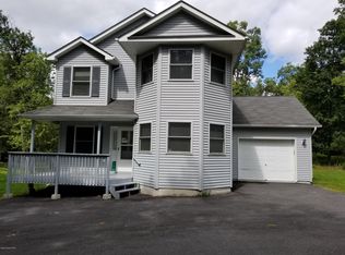 138 Davis Cir, Bushkill, PA 18324