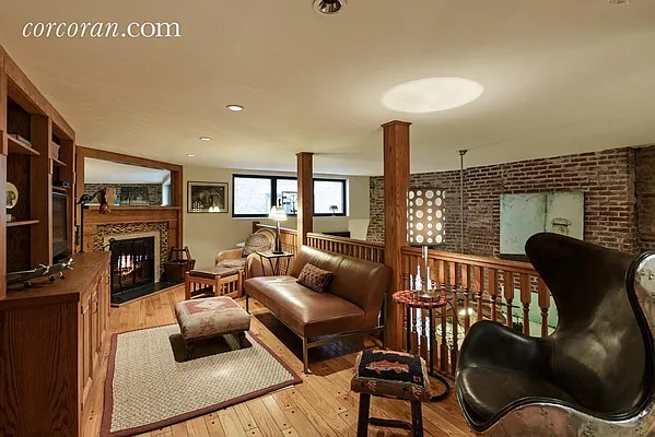 Sold by Corcoran | media 21