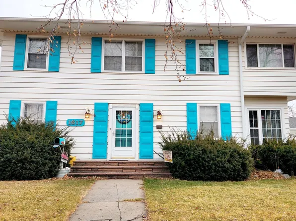 1617 D Ave, Gothenburg, NE 69138