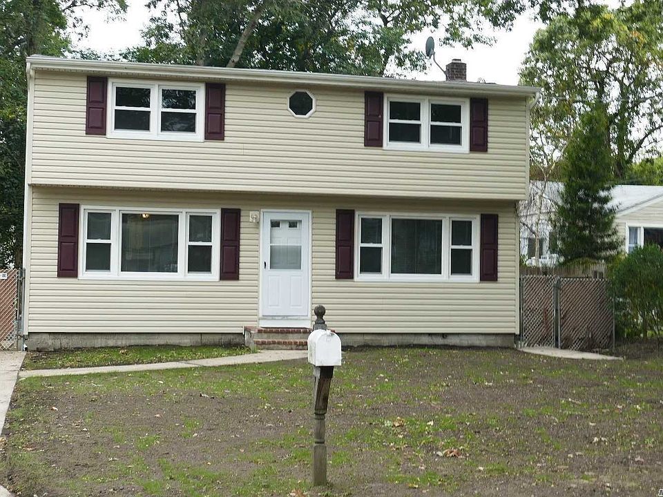 1st image of 14 Rosemary Ln