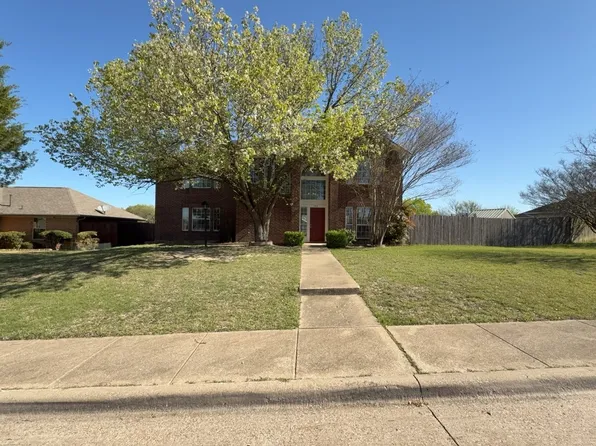 704 Inglewood Trl, Desoto, TX 75115