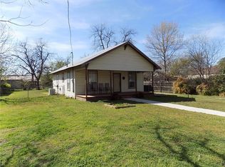 912 S Colorado St, Coleman, TX 76834