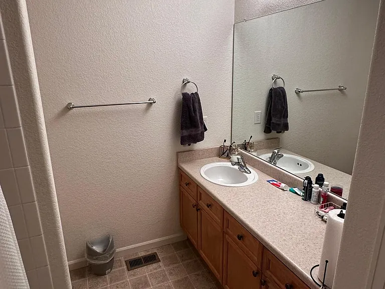 1705 Venice Ln — Photo 18