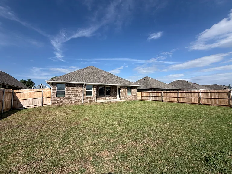 3808 Lleyton Dr — Photo 26