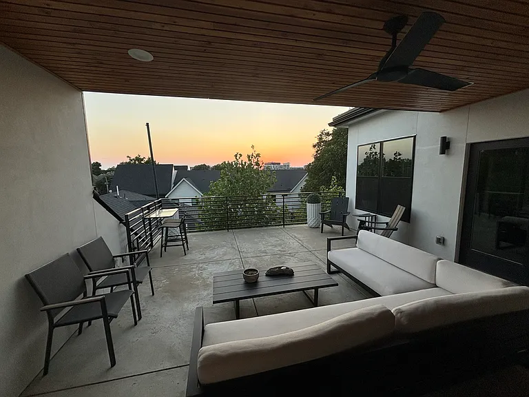 5621 Winton St — Photo 7