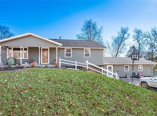 1269 Ellen Dr, Zanesville, OH 43701