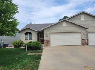 6924 Emerald Heights Rd, Summerset, SD 57718