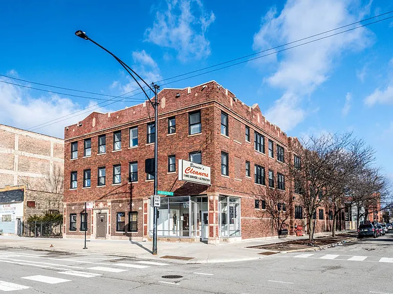 5100 W Madison — Photo 13