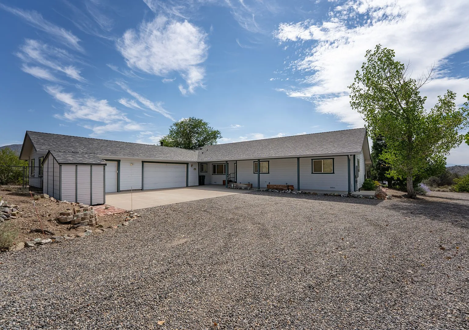 Executive Home with breathless views — Photo 1