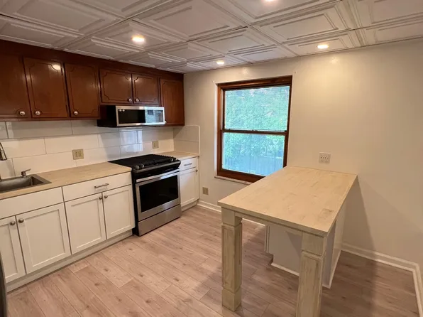 404 Bailey Ave APT 2, Pittsburgh, PA 15211