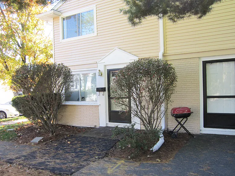 Chestnut Place Townhomes — Photo 19
