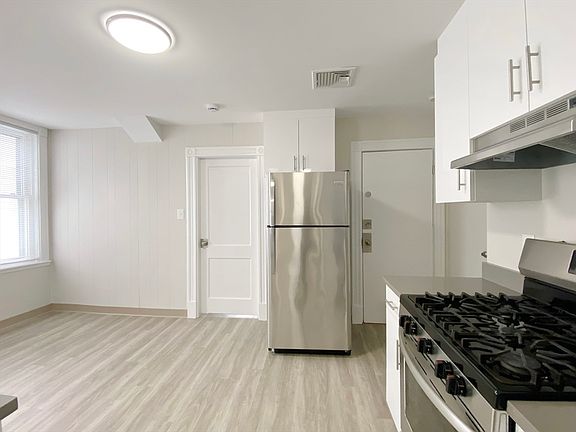 3rd image of 44 Jones Rd APT 5