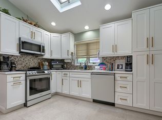 18 W Lake Shore Dr, Rockaway, NJ 07866