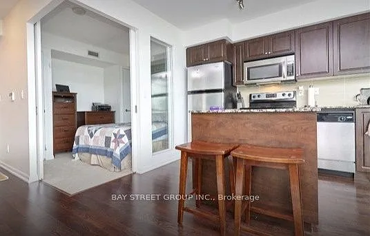 215 Fort York Blvd #1711 — Photo 6