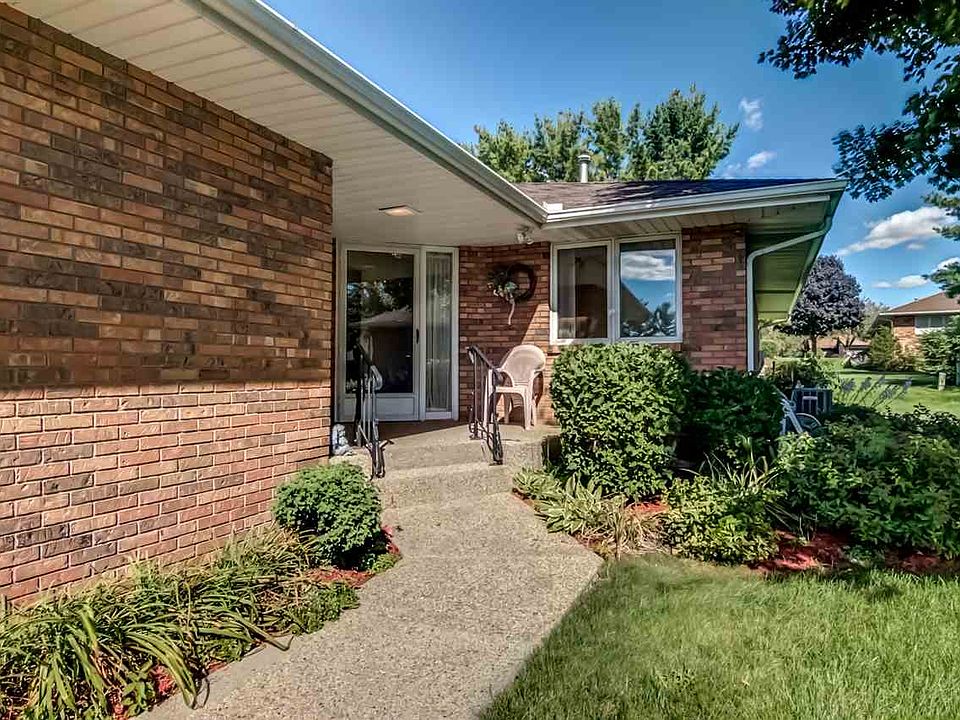 1st image of 3523 Grandview Dr