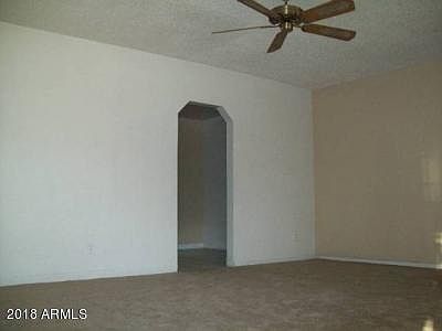2nd image of 1332 E Hall St