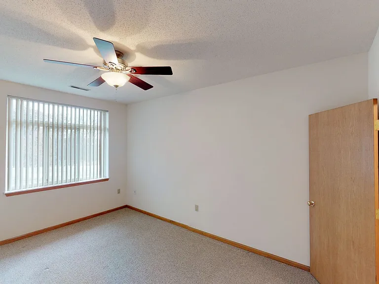 Seminole Woods Apartments — Photo 153