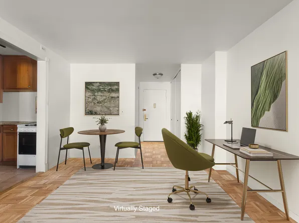 200 East 27th Street 11H image 2 of 4