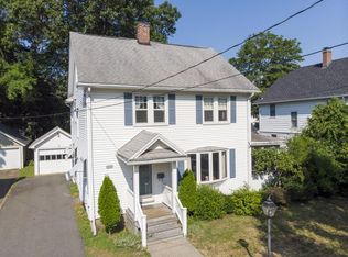 142 Belvidere St, Springfield, MA 01108