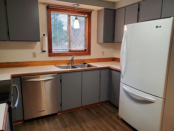 2nd image of 6465 NE Bell St