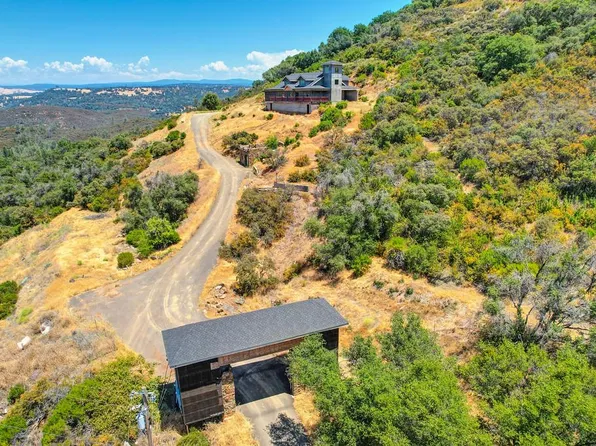 794 Kanaka Valley Rd, Rescue, CA 95672