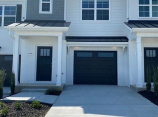 1810 Streamsong Dr, Murfreesboro, TN 37127