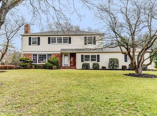 15 Nedshire Dr, Middletown, NJ 07748