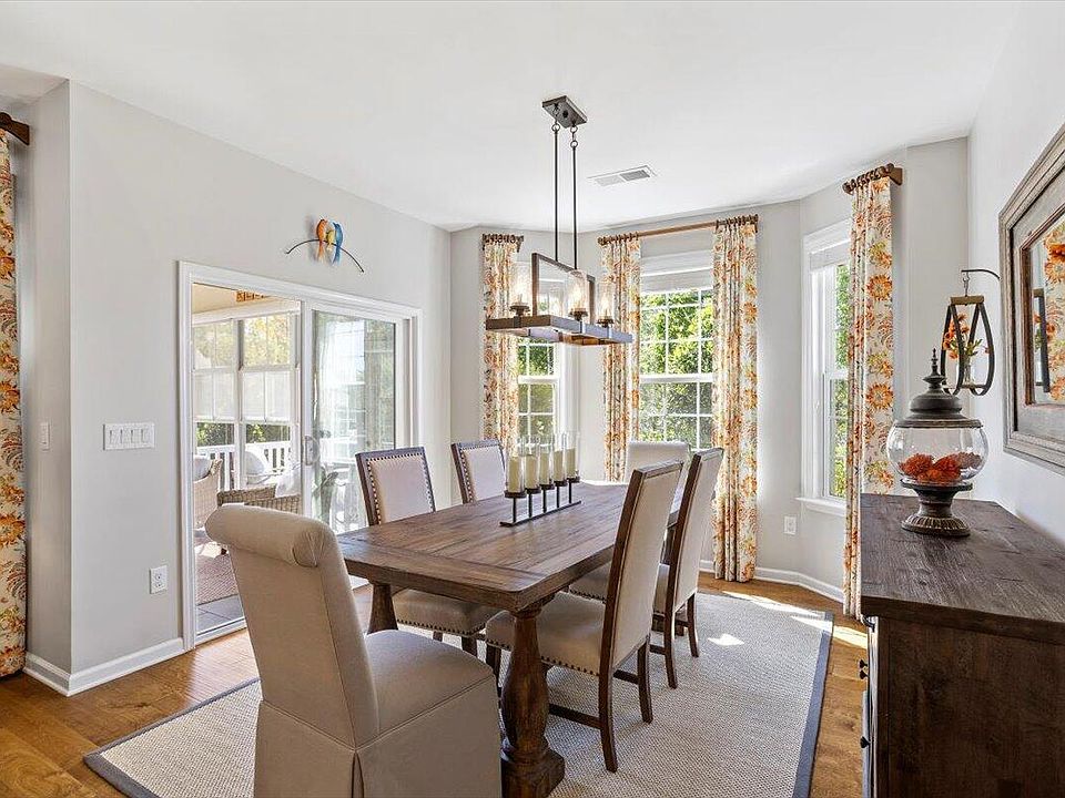 1st image of 812 Atticus Way