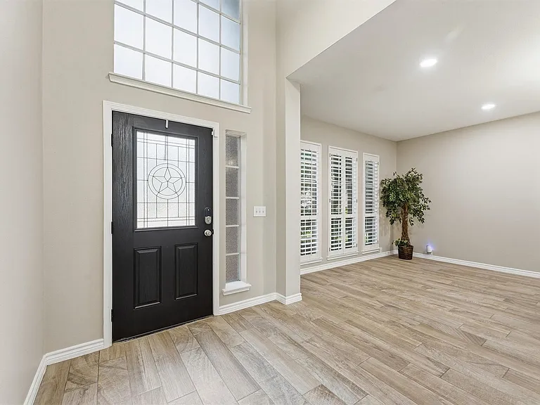 19311 Kristen Park Ct — Photo 4