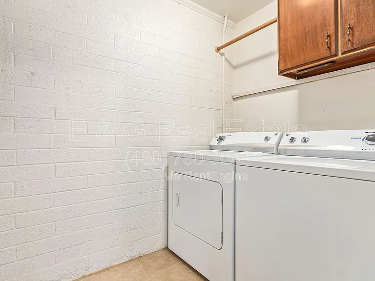 1881 E Palmcroft Dr — Photo 21