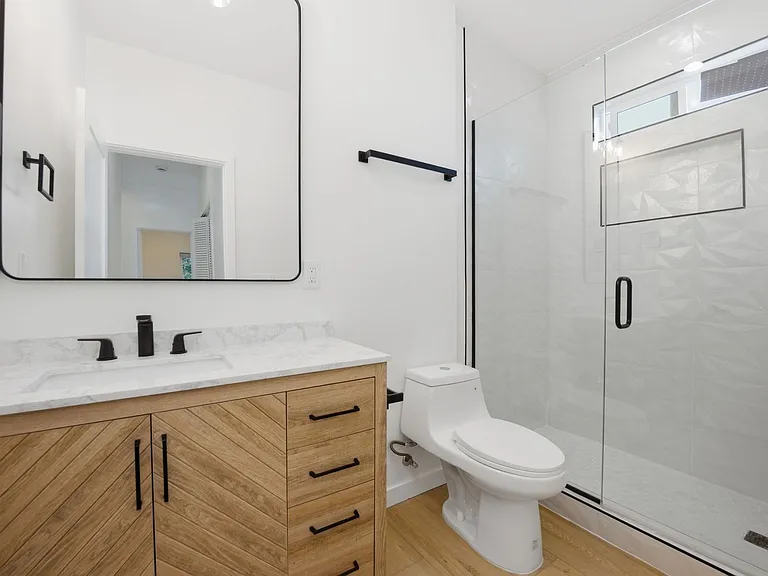 6414 Cleo St — Photo 5